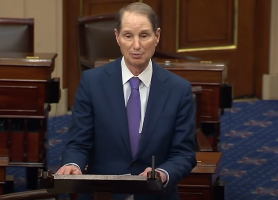 Senator Wyden Giving Speech