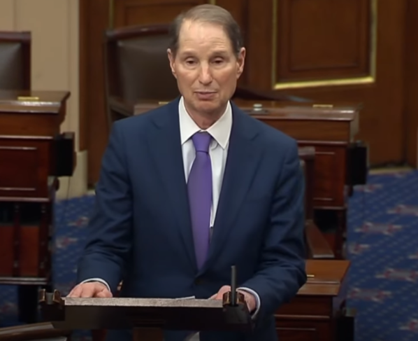 Senator Wyden Giving Speech