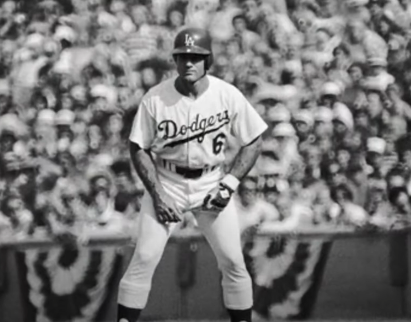 steve garvey leading off first base